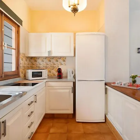 Апартаменты Cozy With Sea View - 70 M²