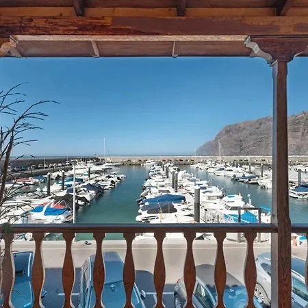 Апартаменты Cozy With Sea View - 70 M²