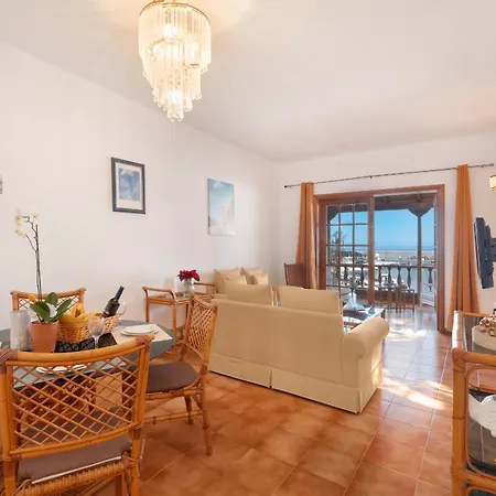 Cozy With Sea View - 70 M² Appartamento *