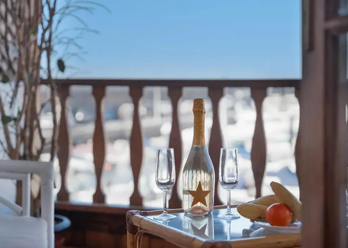 Cozy With Sea View - 70 M² *