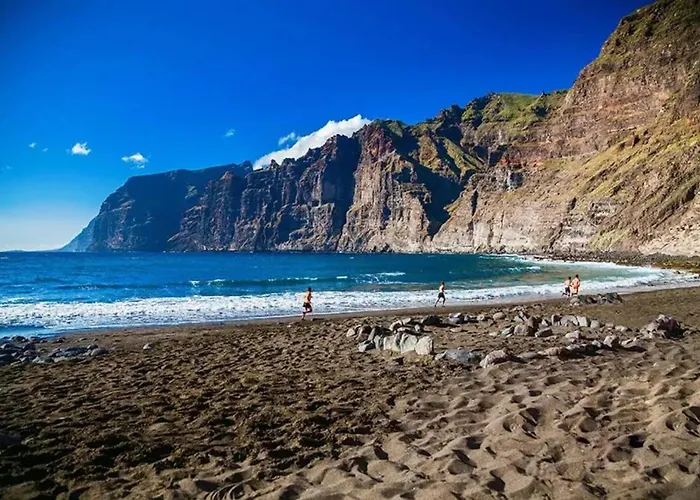 Cozy With Sea View - 70 M² *