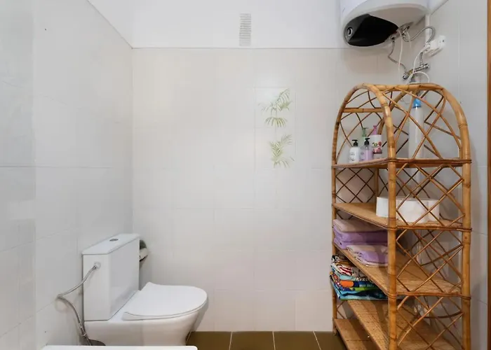 Cozy With Sea View - 70 M²